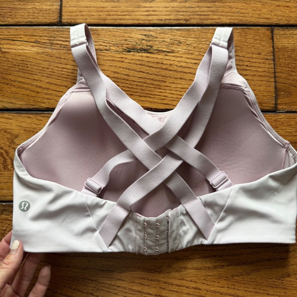 Lululemon AirSupport Sports Bra Women 36C Pink High Support Running Strappy